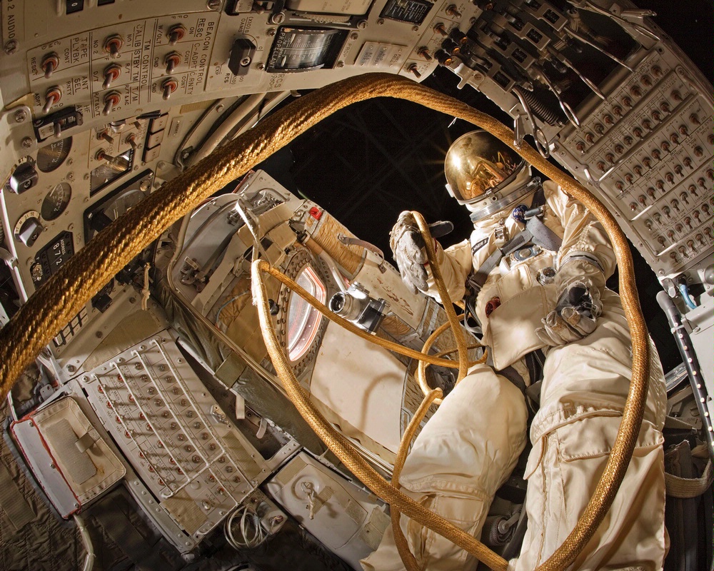 Gemini IV Interior