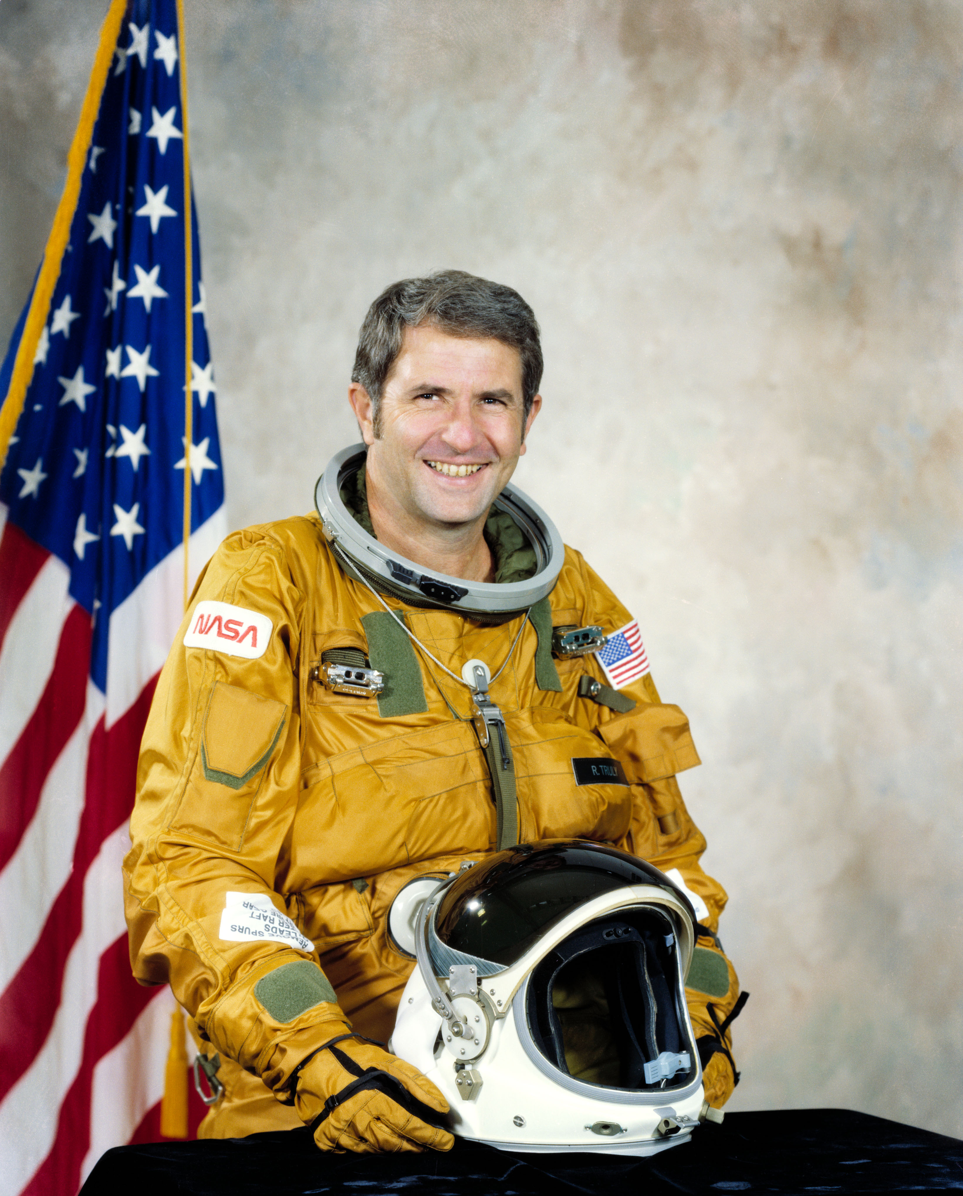 Richard H. Truly: Pilot, Astronaut, Administrator | National Air and ...