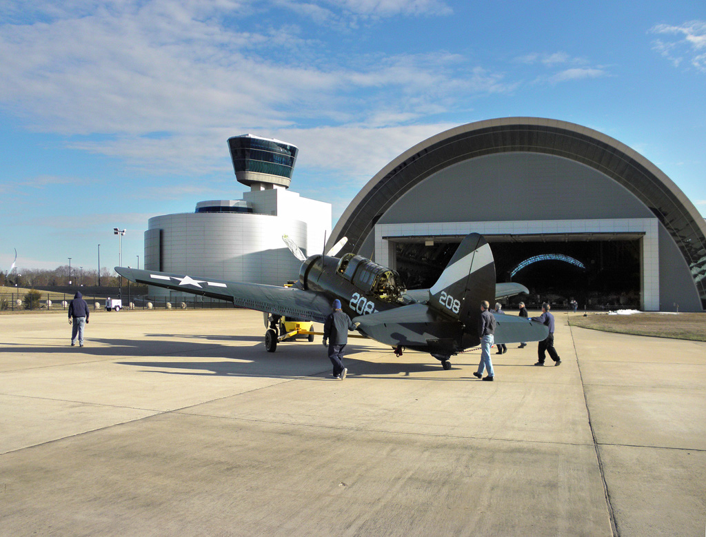 Restored Curtiss SB2C-5 Helldiver Moved into Boeing Aviation Hangar ...