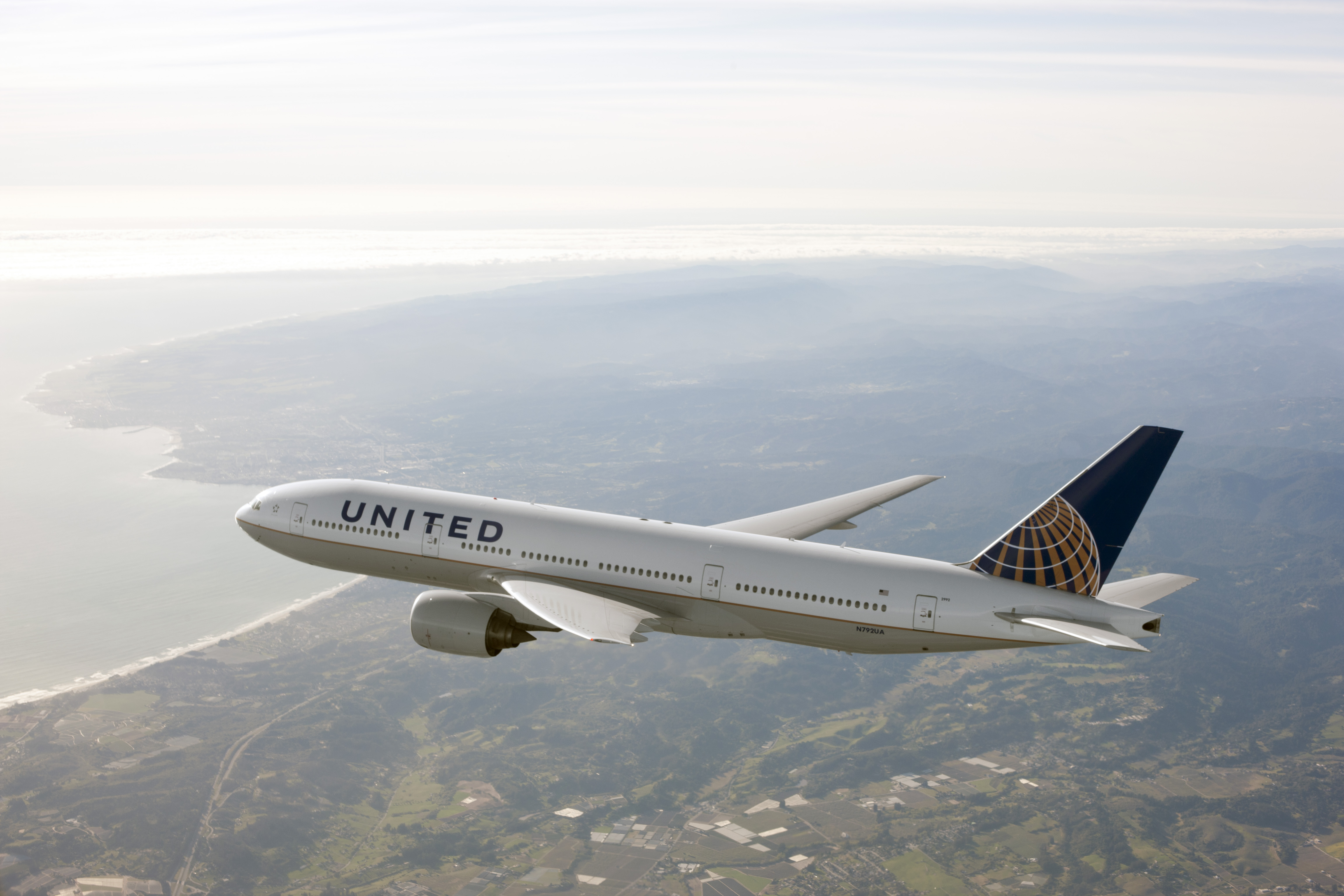 United Airlines Boeing 777