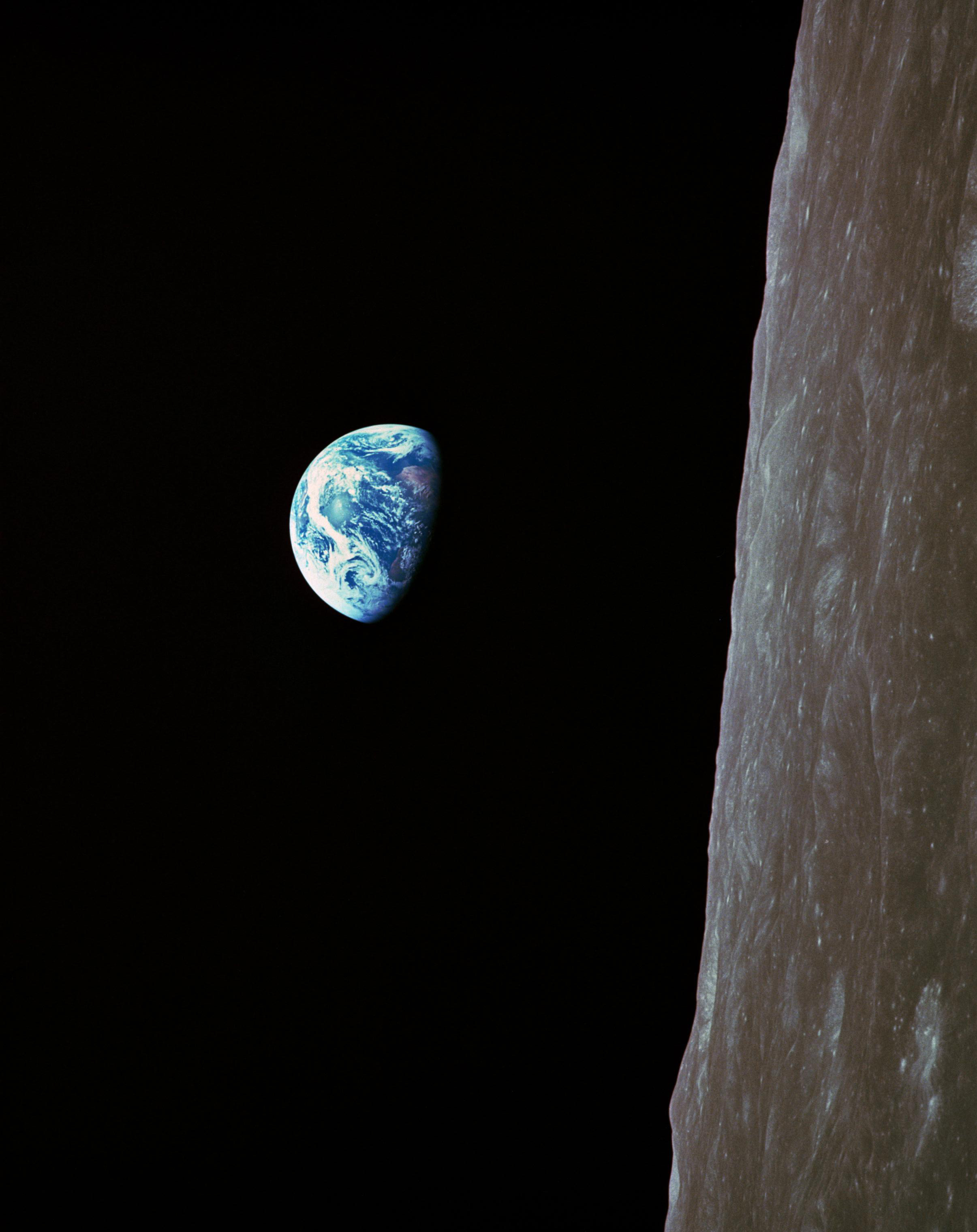 Full Disk Earth, Apollo 17, 1972 - planet earth close-up photography Jigsaw  Puzzle by Julien - Pixels