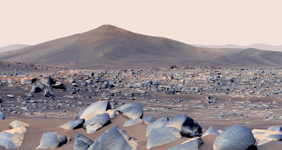 View of a hill called “Santa Cruz” on Mars