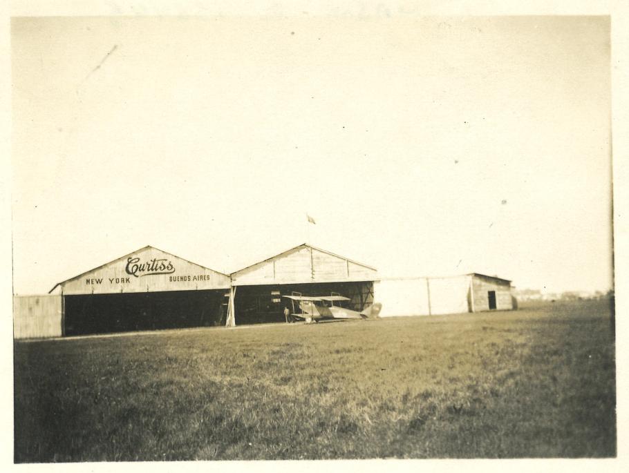 Curtiss’ San Fernando airfield in the early 1920s with a JN-4 “Jenny” in the foreground.