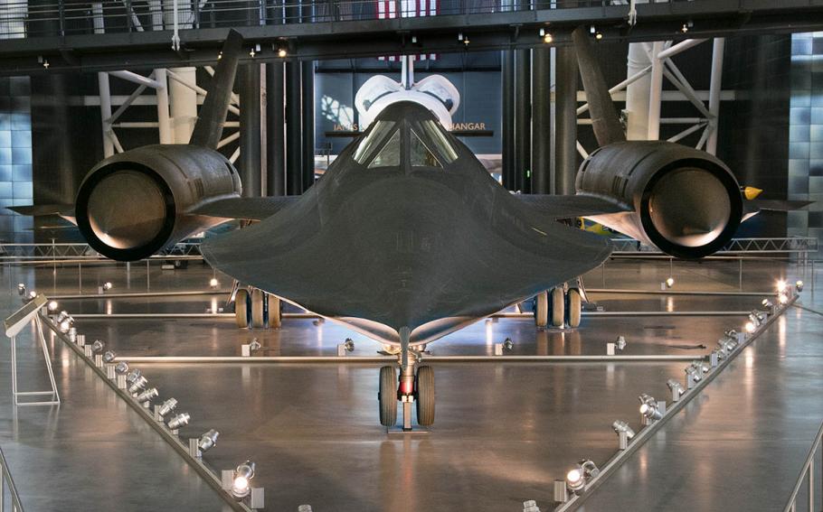 Image of the Blackbird with lighting in the front. 