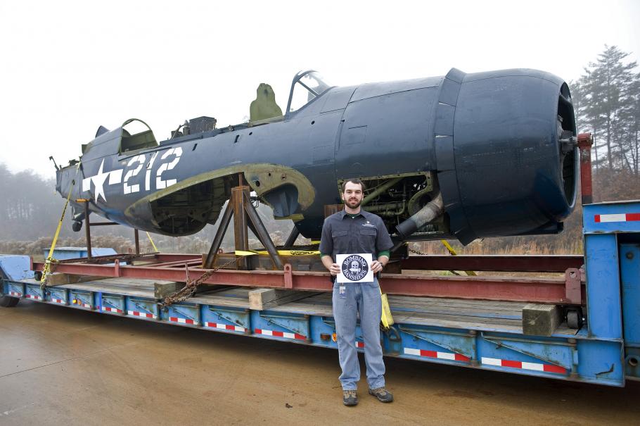 Curtiss SB2C-5 "Helldiver"