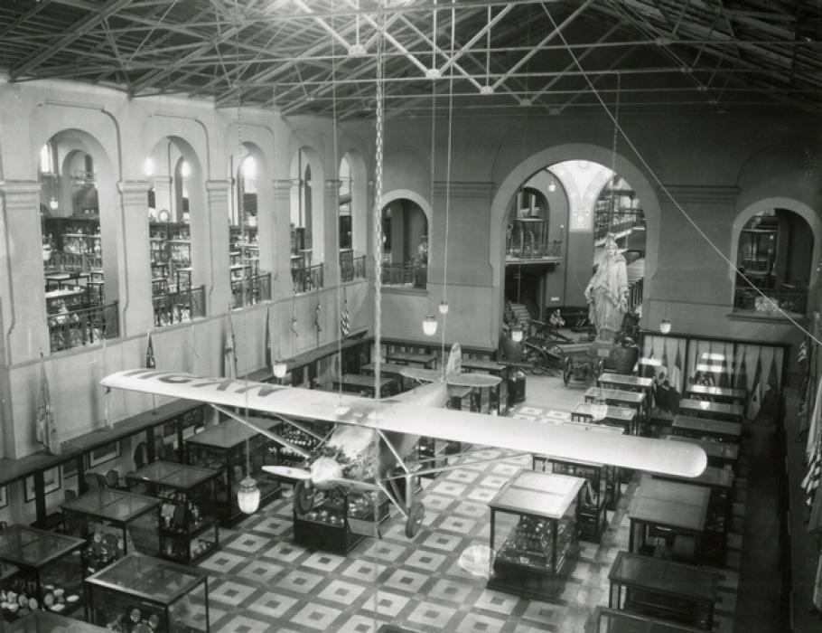 <i>Spirit of St. Louis</i> in Arts & Industries Building