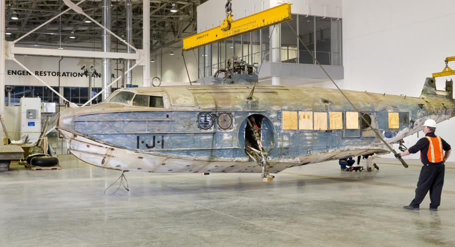 Sikorsky JRS-1 Arrival at Udvar-Hazy Center
