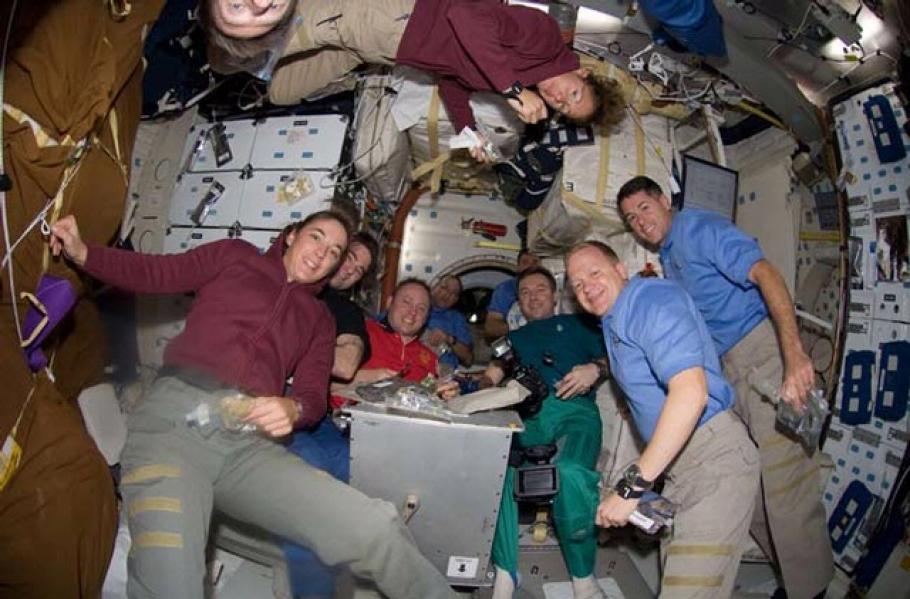 2008 ISS Thanksgiving