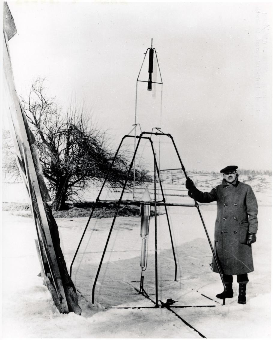 Robert Goddard and the First Liquid-Propellant Rocket | National Air ...