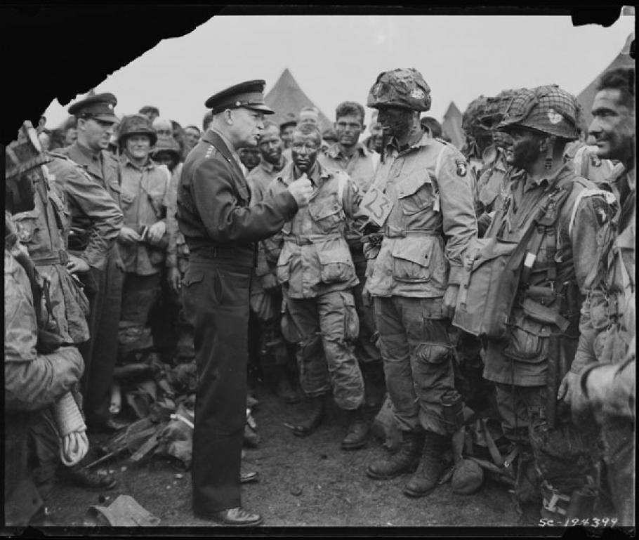 Eisenhower with 101st Airborne Divison