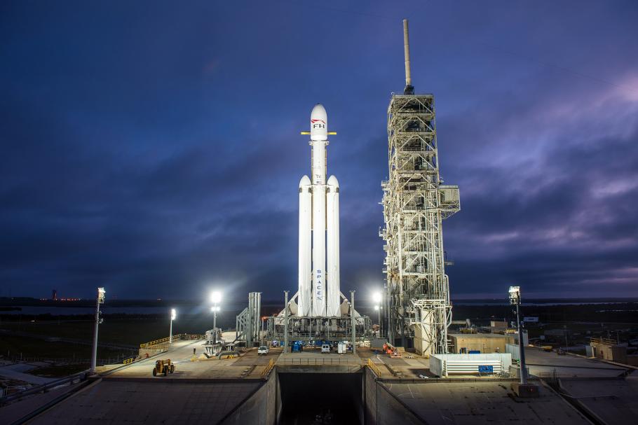 Falcon Heavy on the launch pad for its demo mission, December 28, 2017.