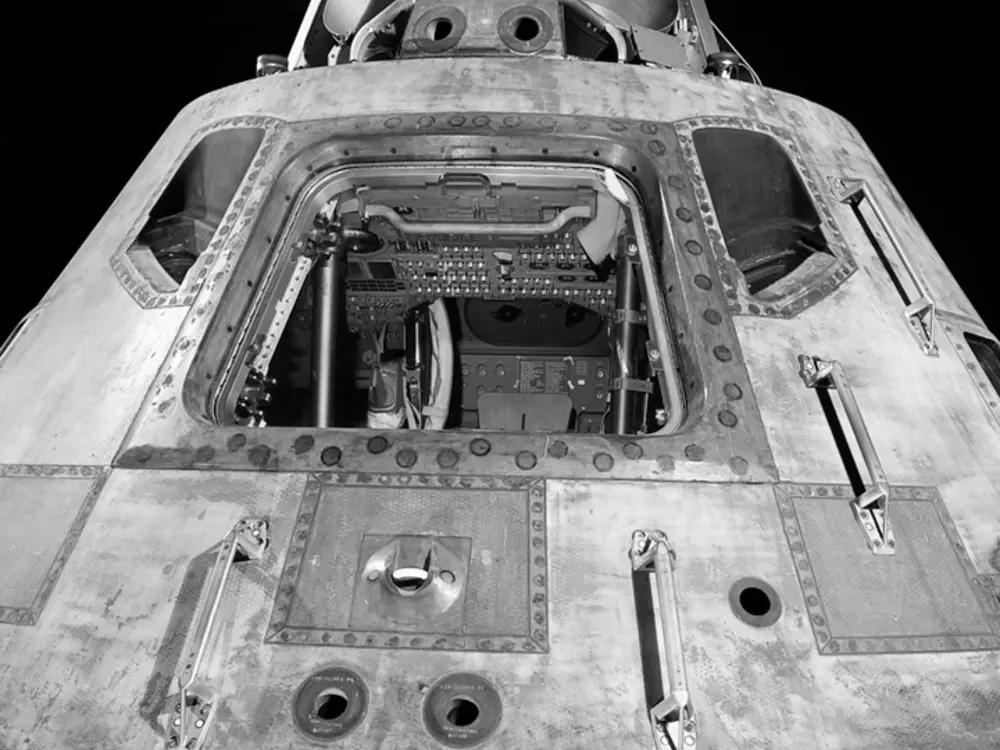 A conical shaped pod.