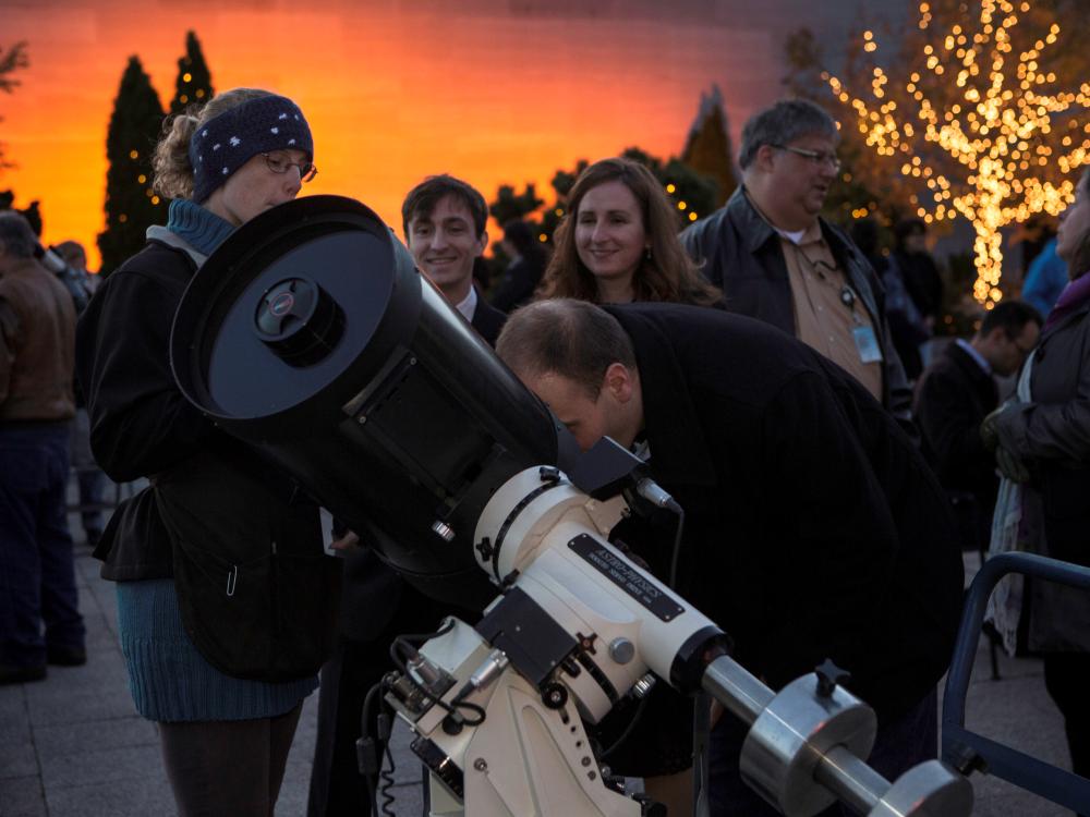 Telescopic Observations at Museum Moonshine