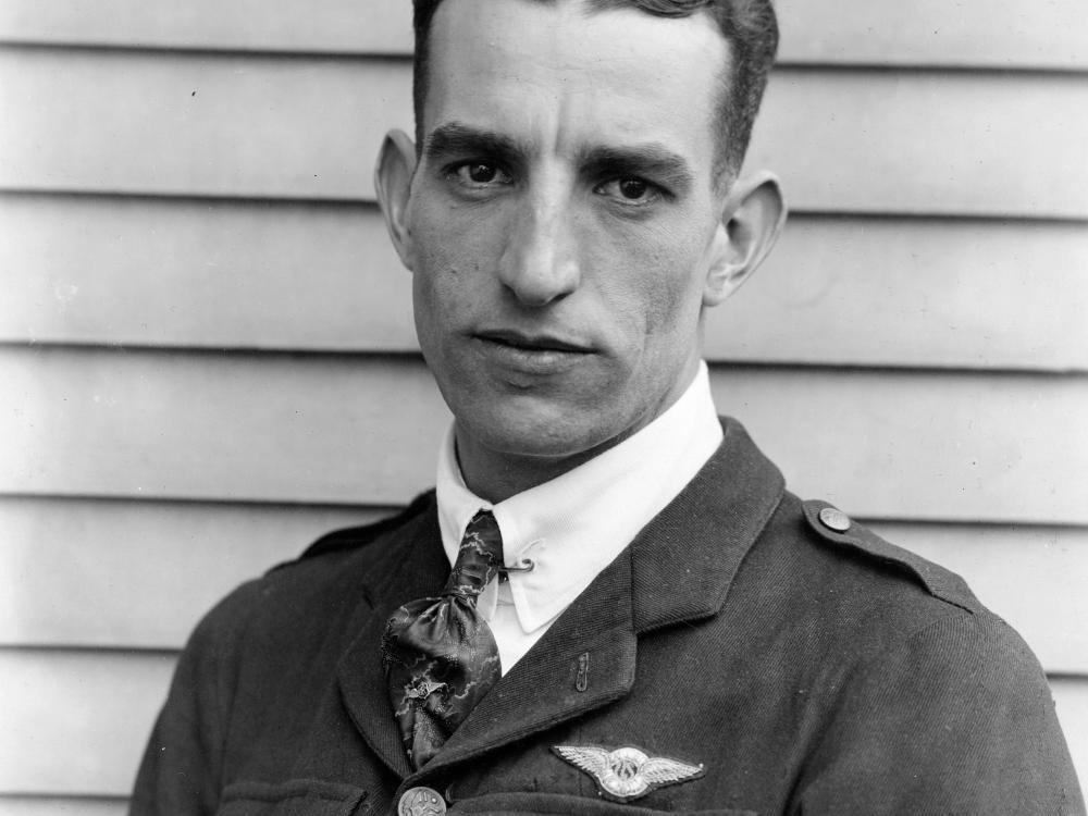 Wilfred Yakey, Air Mail Pilot