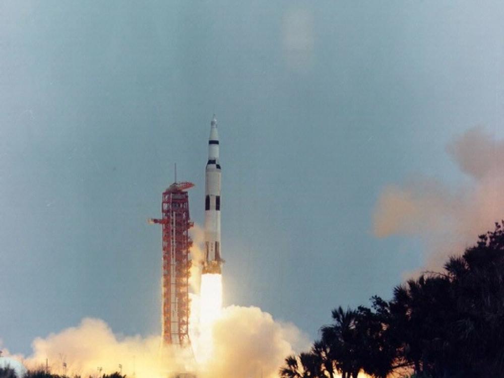 Apollo 13 Liftoff