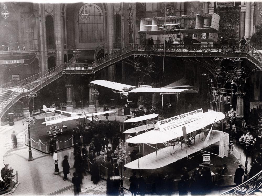 Salon I'Aéronautique in 1910