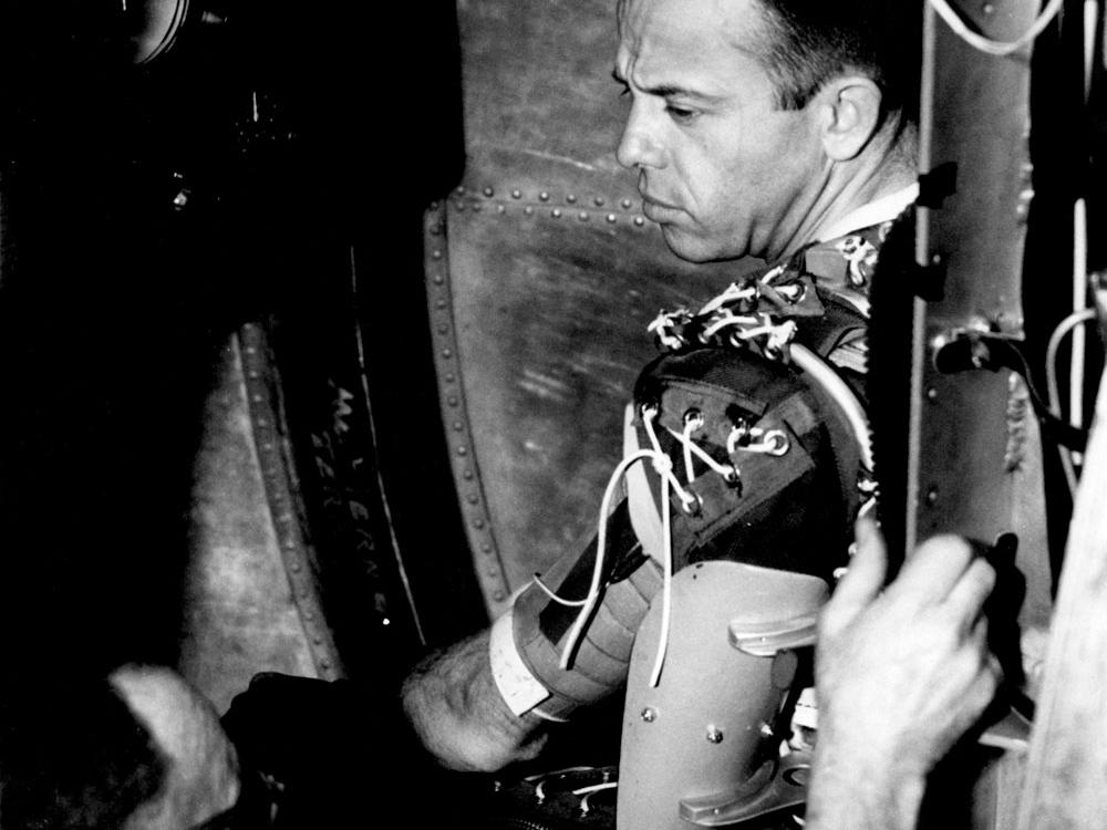 Alan Shepard takes a spin in the centrifuge.