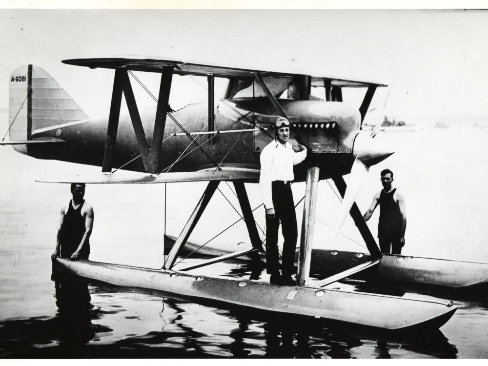 U.S. Navy Lt. David Rittenhouse and his Curtiss CR-3 racer 