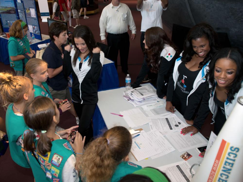 Girl Scouts at the National Air and Space Museum