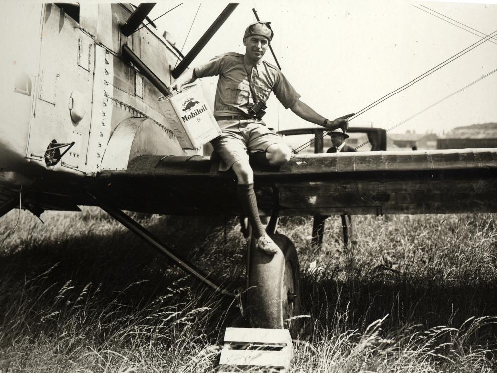 Henry Ogden Finishes Filling up the Boston’s Oil Tank