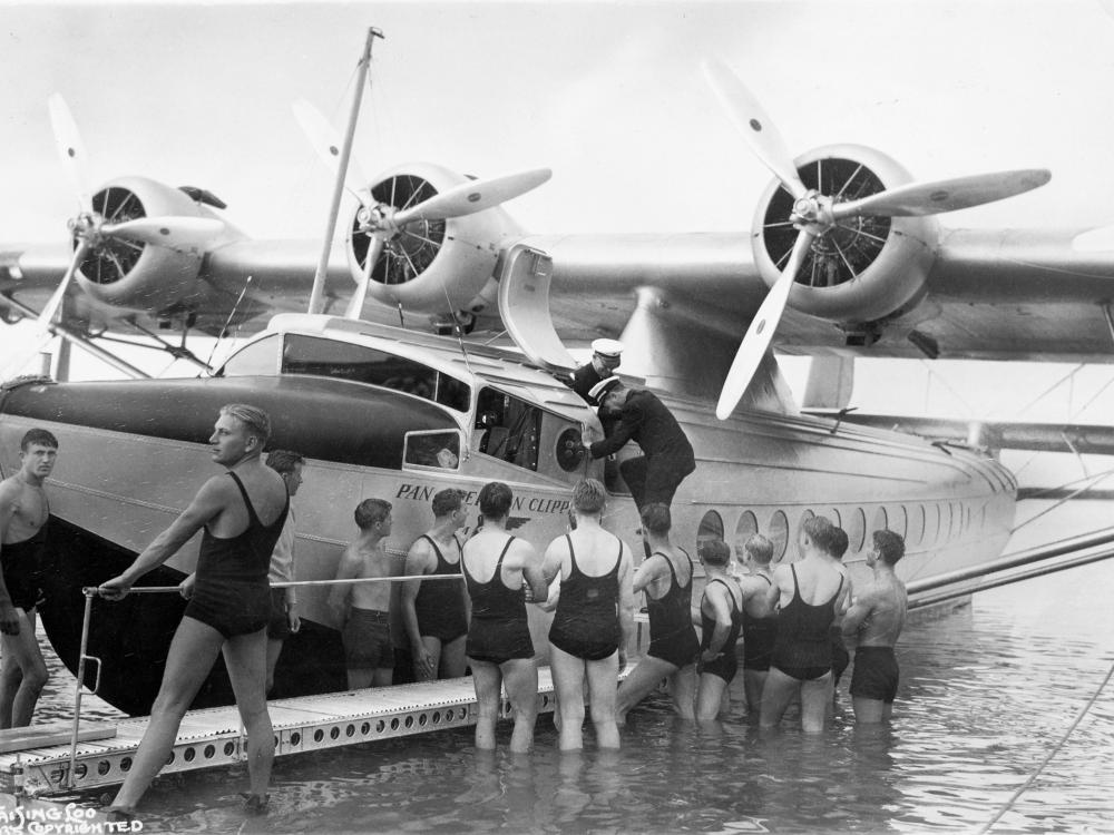 Pan American Clipper Arrives in Hawaii