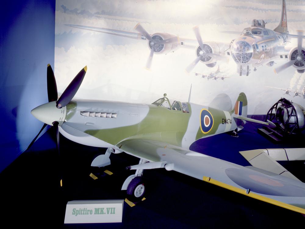 Supermarine Spitfire F.Mk.VII