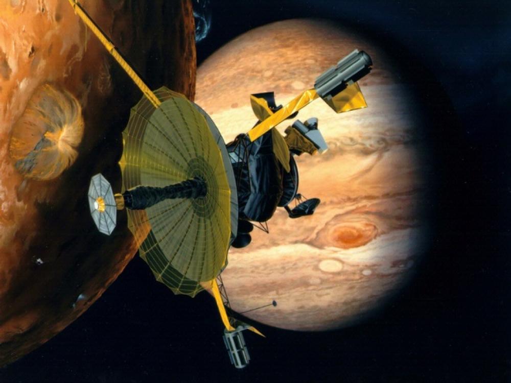 Galileo: Artist's Rendition of Io Encounter.