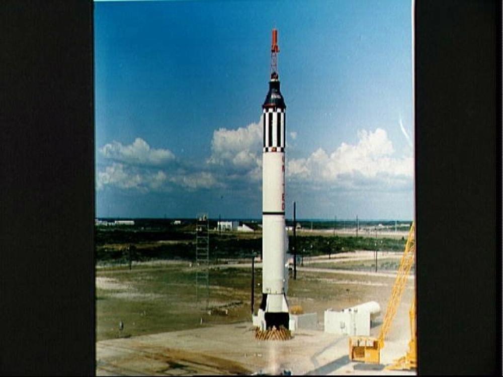 Launch of the MR-3 spacecraft 