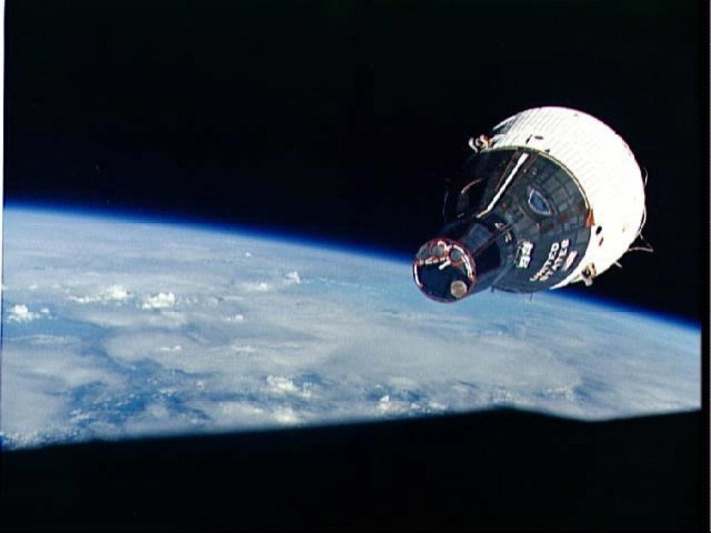 Gemini VI Mission Image - Rendezvous with Gemini VII 