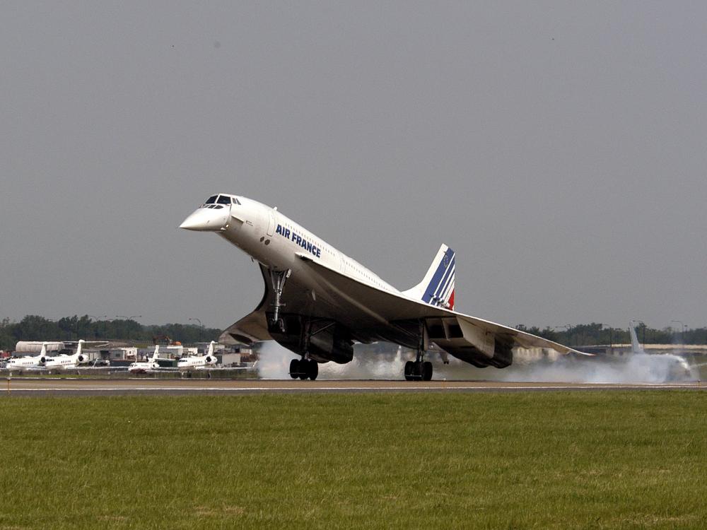 Air France Concorde Arrives at Udvar-Hazy Center