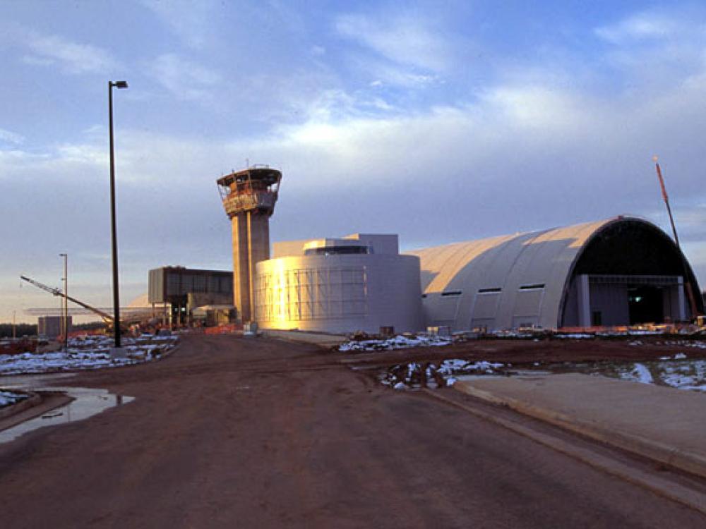 Sunrise over Udvar-Hazy Center