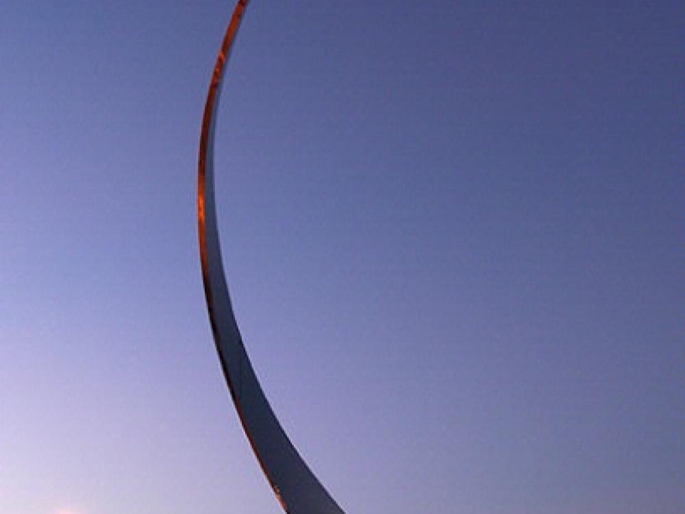 Ascent Sculpture, Udvar-Hazy Center