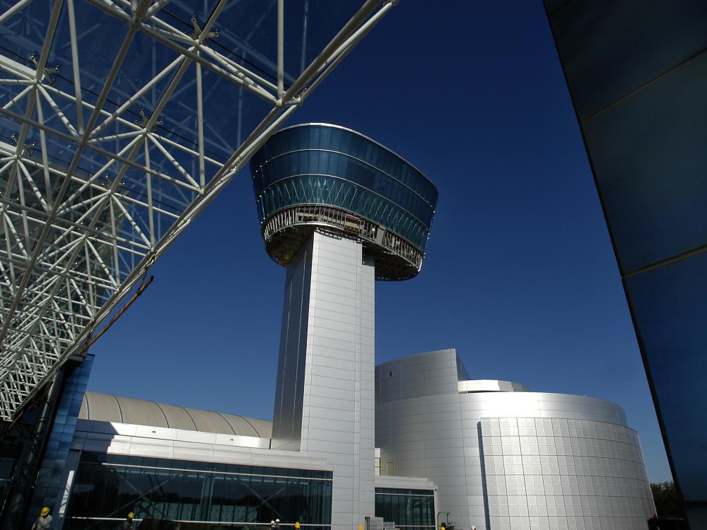 Udvar-Hazy Center Entrance, Tower and Theater.