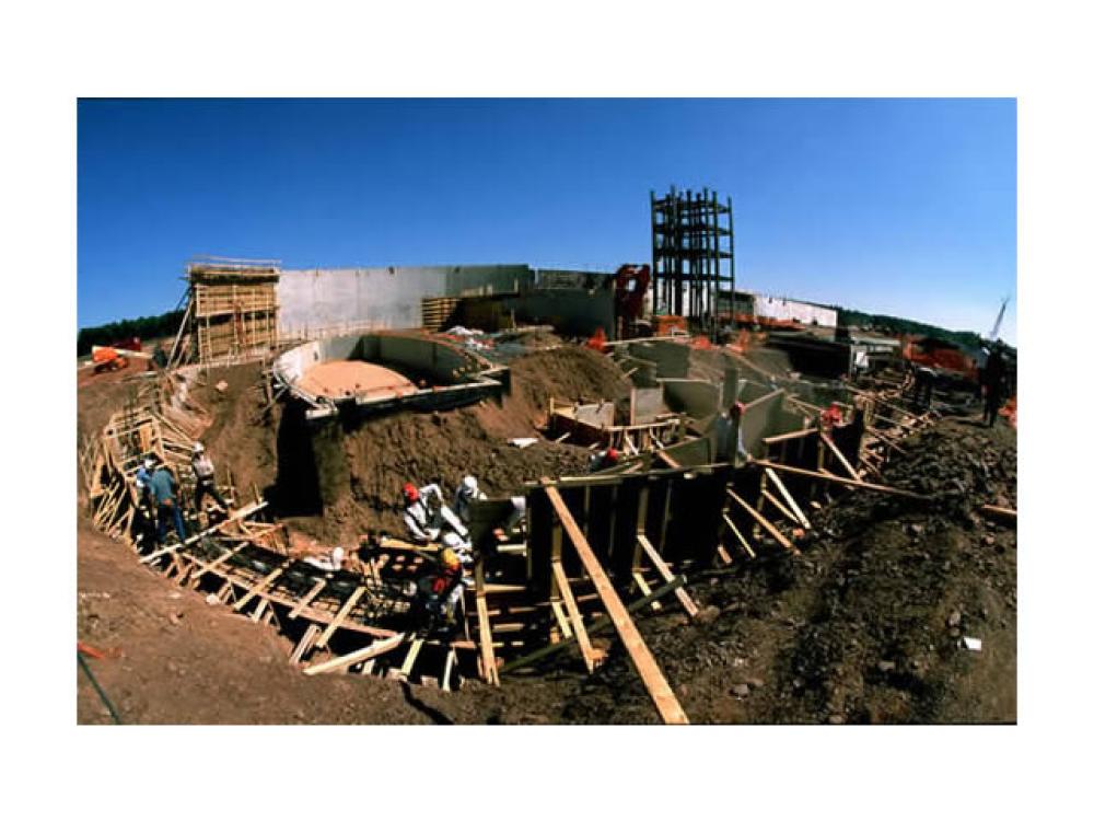 Udvar-Hazy Center Theater wall takes form