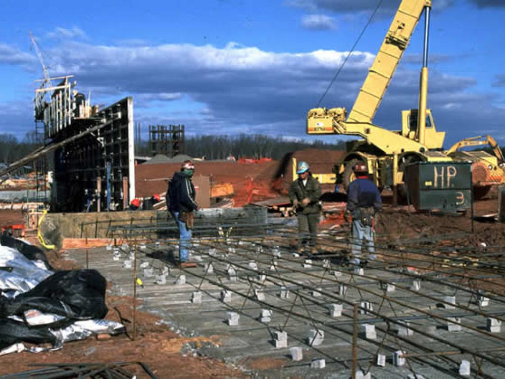 Udvar-Hazy Center maintenance entrance slab