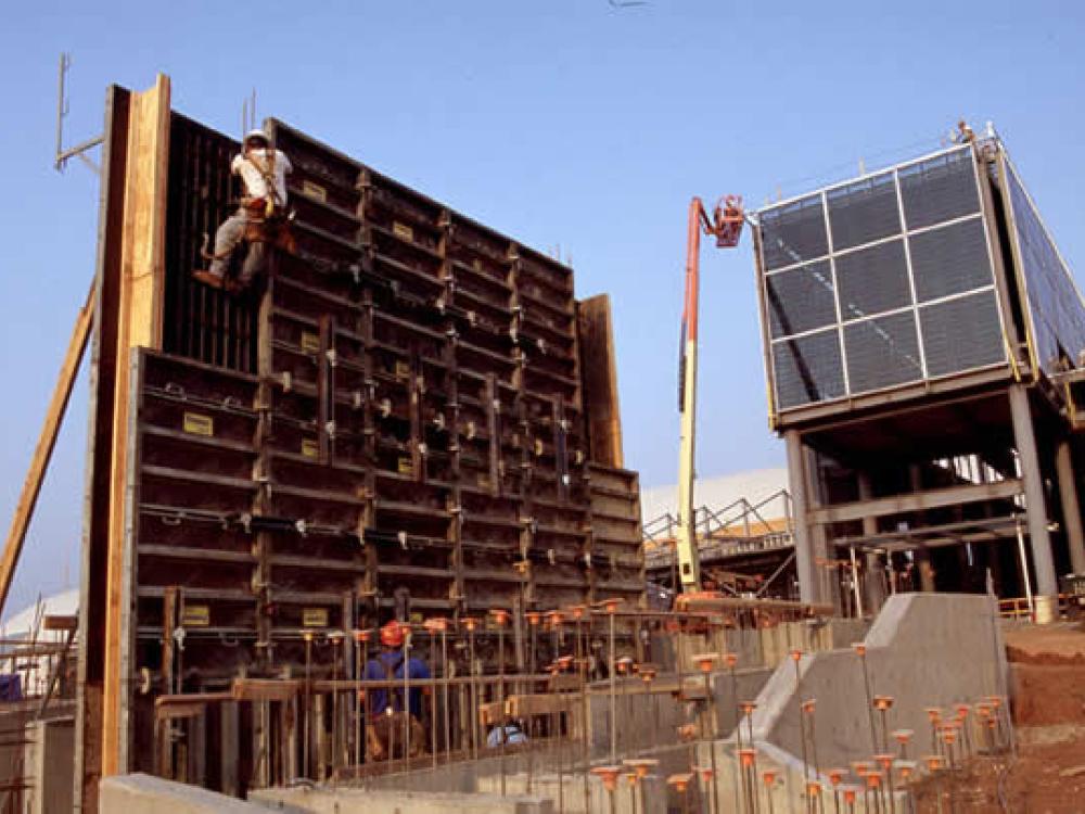 Forms readied for Udvar-Hazy Center porte-cochere