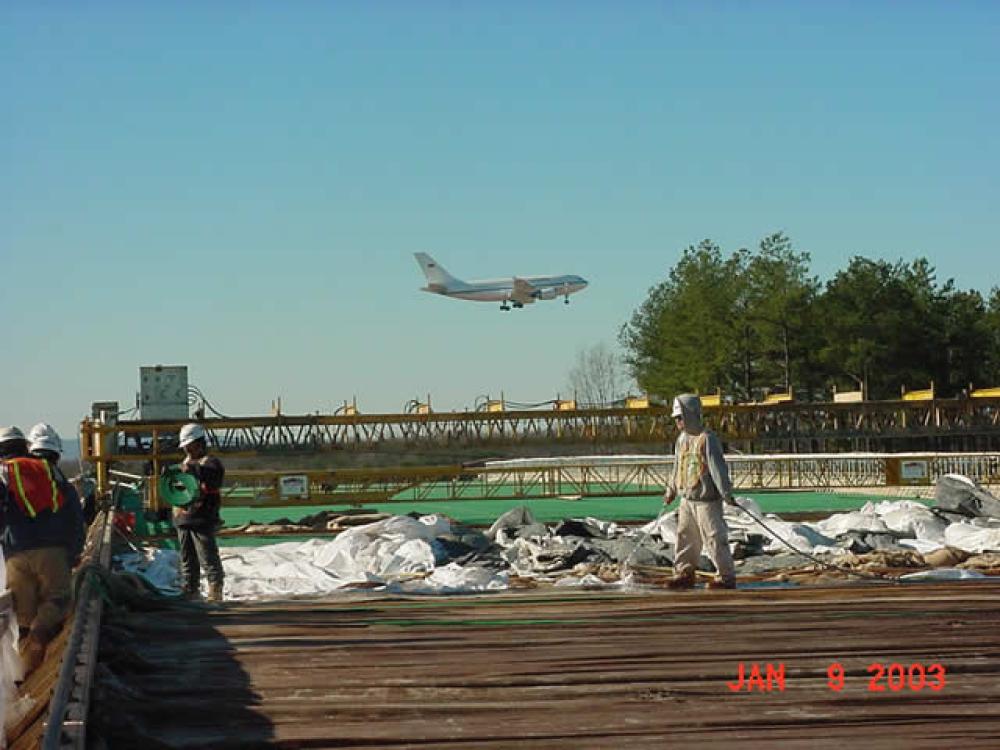 Udvar-Hazy Center - Route 28 overpass