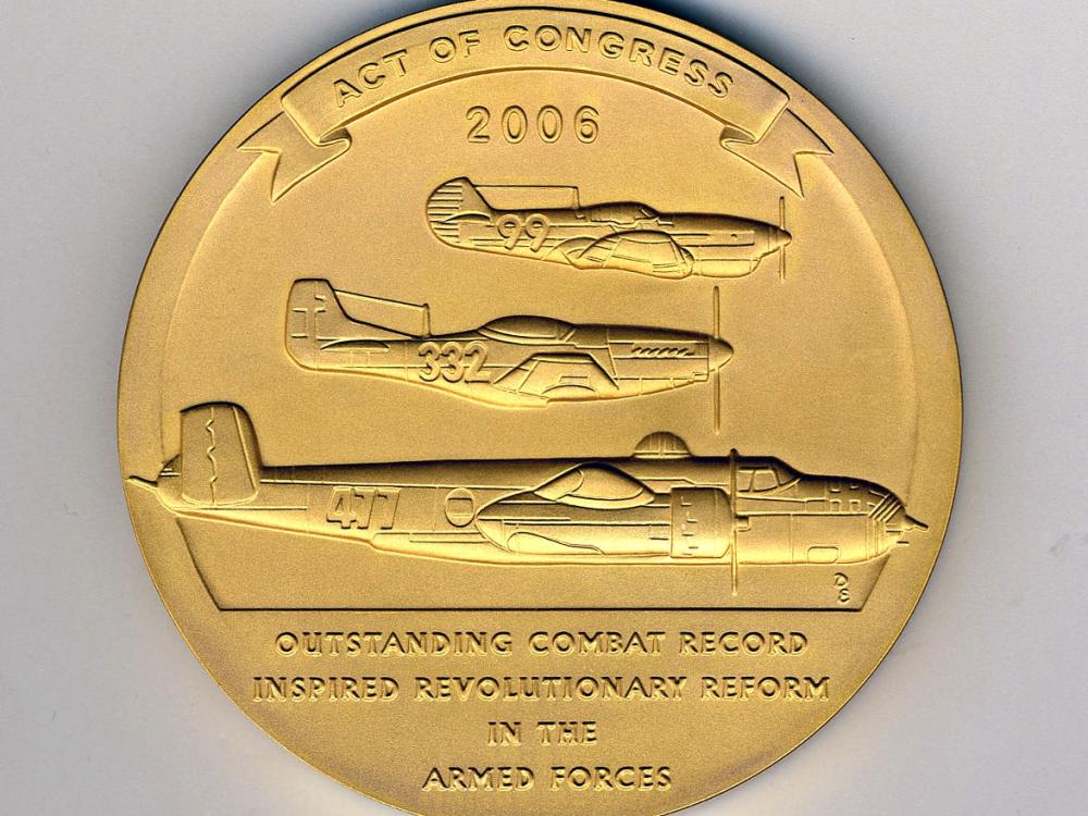 Tuskegee Airmen Gold Medal (Reverse)