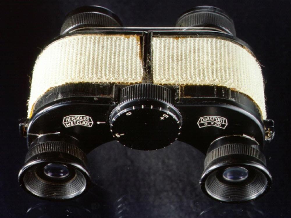 Binoculars : Friendship 7