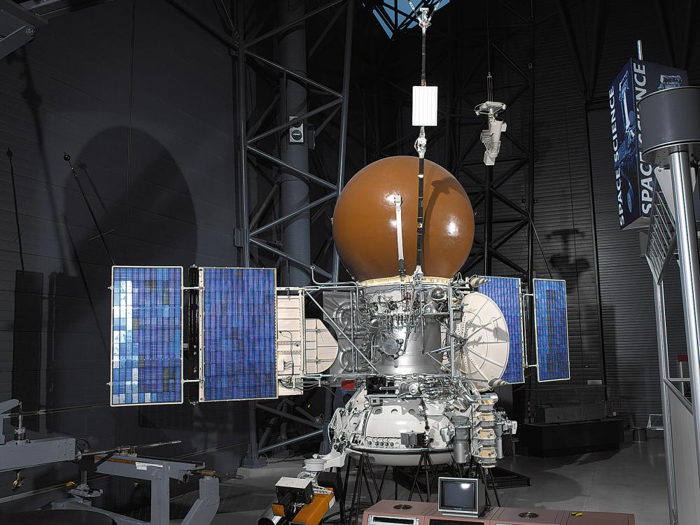 Vega Solar System Probe Bus and Landing Apparatus at the Udvar-Hazy Center