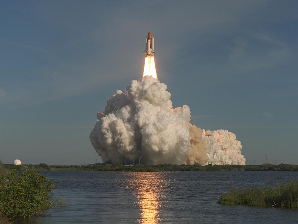 Liftoff of Space Shuttle <i>Columbia</i> on STS-62