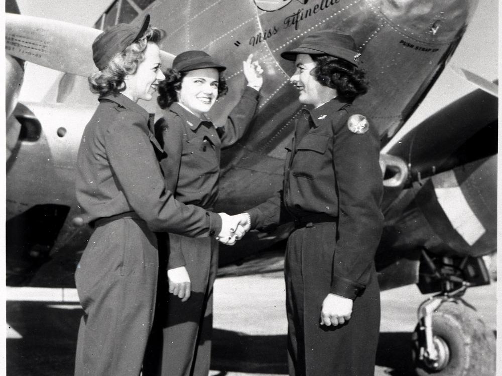 women air force service pilots