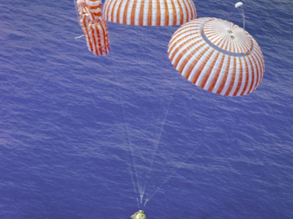 Apollo 15 Splashdown - Failed Parachute