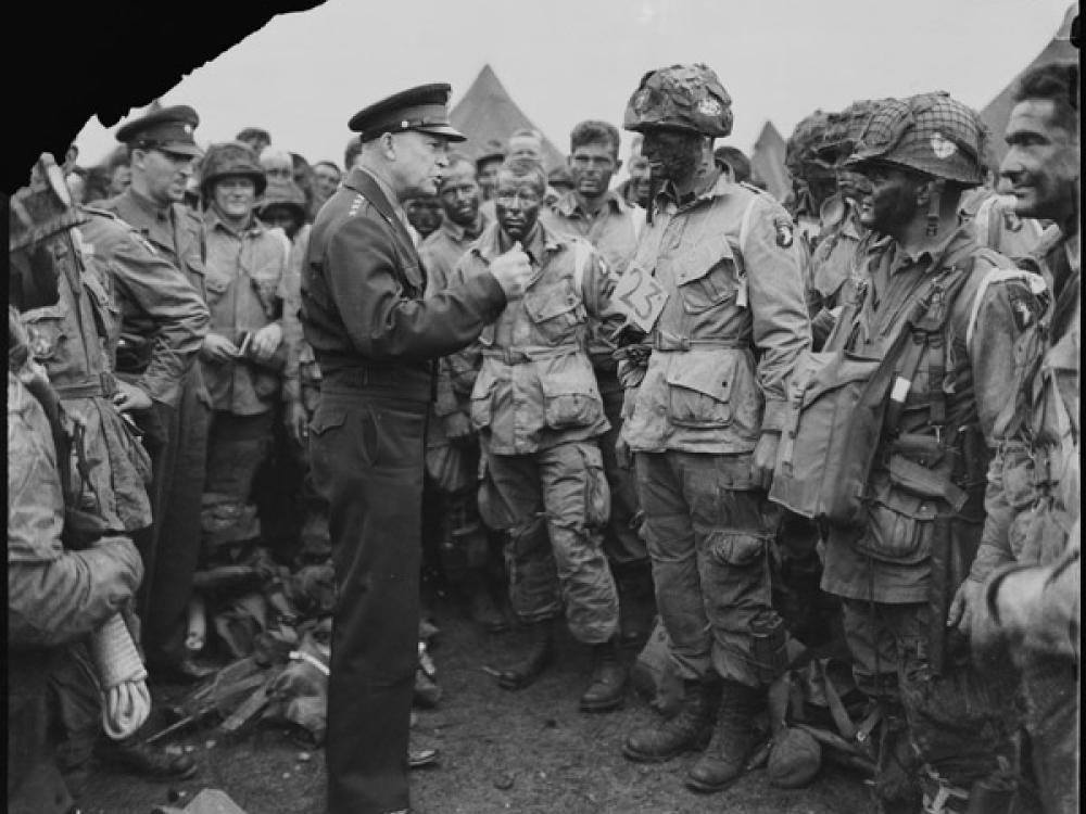 Eisenhower with 101st Airborne Divison