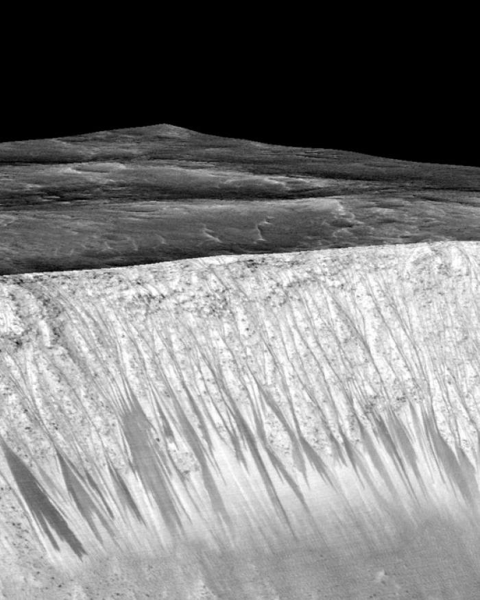 Evidence for Liquid Water on Mars Today!