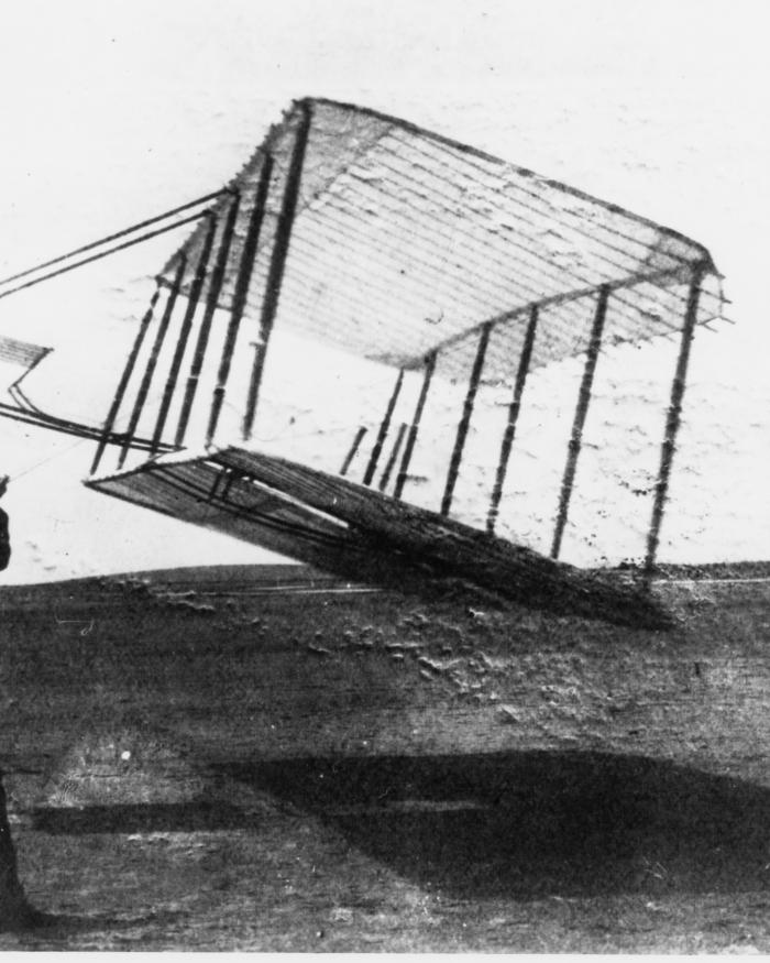 Kiting the 1901 Wright Glider