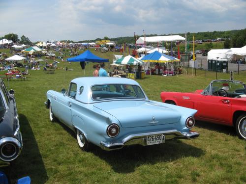 1957 Ford Thunderbird