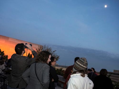 Observing the Moon at Museum Moonshine