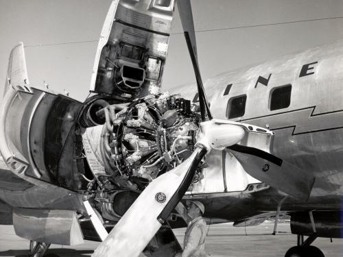 Convair 240 Cowling