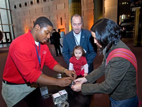 A Museum Explainer Demonstrates